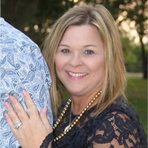 Meet your Posher, Candie